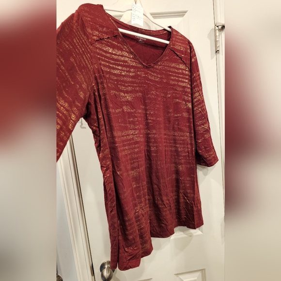 69 - Catherines plus size 1x top - Picture 3 of 6